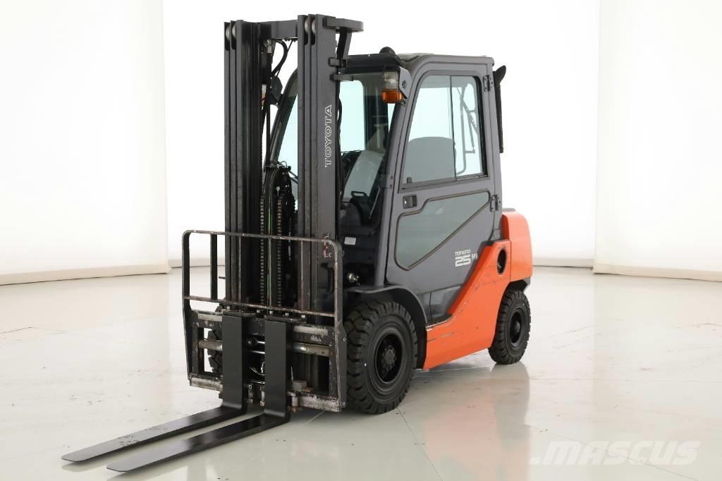 Toyota 02-8 FDF 25 Dizelski viličari