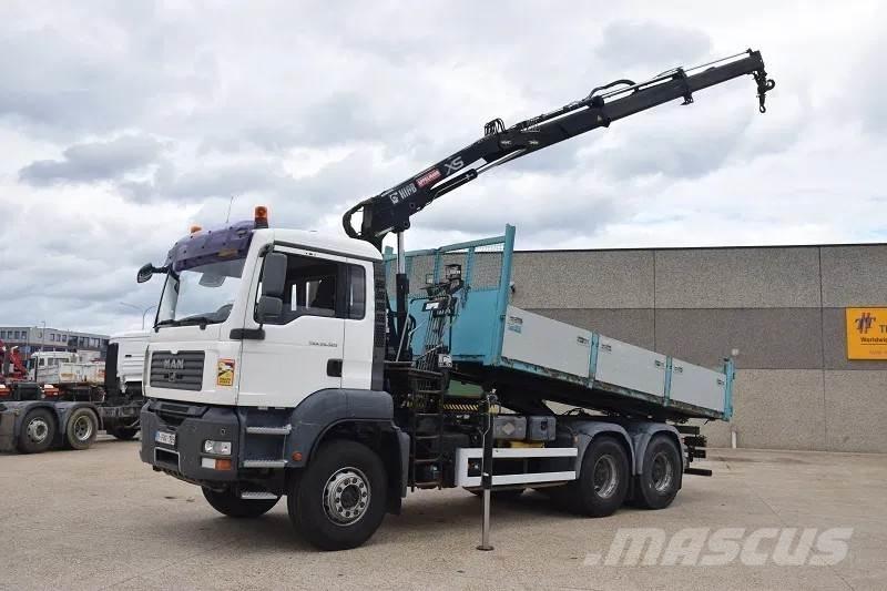 MAN TGA 26.320 Kamioni s ravnim pločom / vitlom