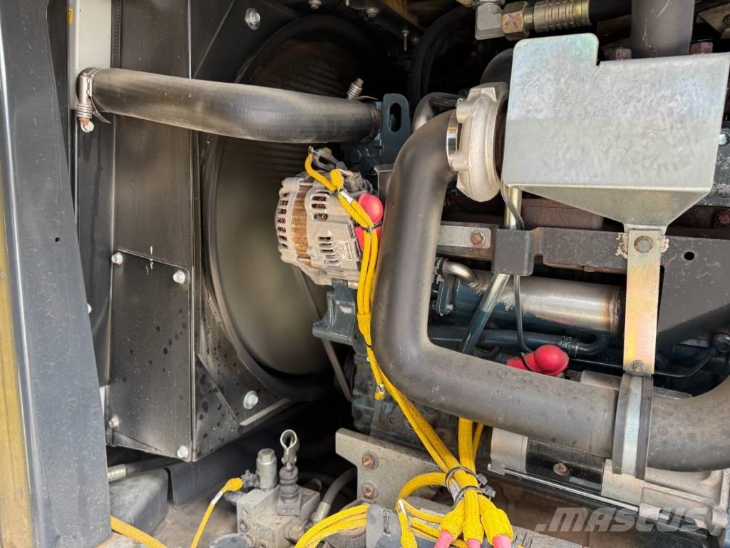 Bomag BW 174 AP-4V Valjci sa dvojnim bubnjem