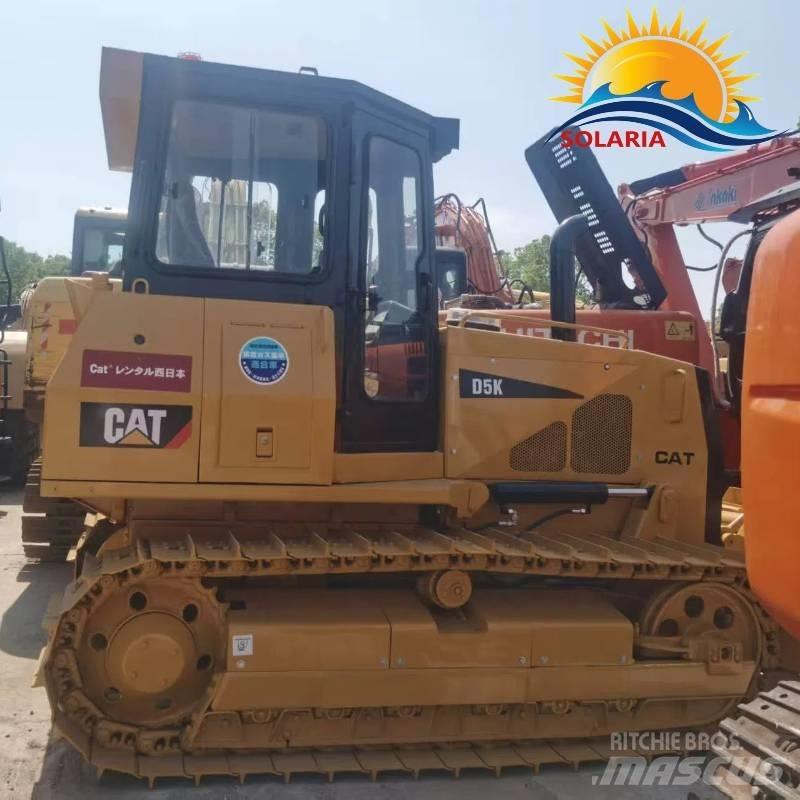 CAT D 5 K Buldožeri gusjeničari