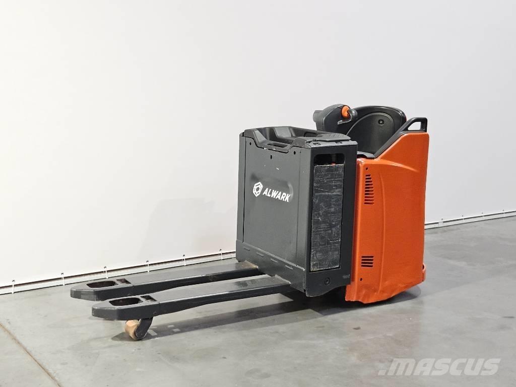 Linde T20SP Nisko podizni električni viličar sa platformu