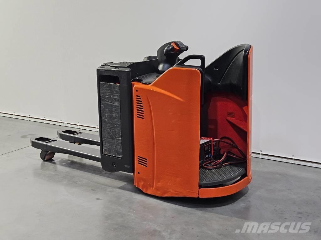 Linde T20SP Nisko podizni električni viličar sa platformu