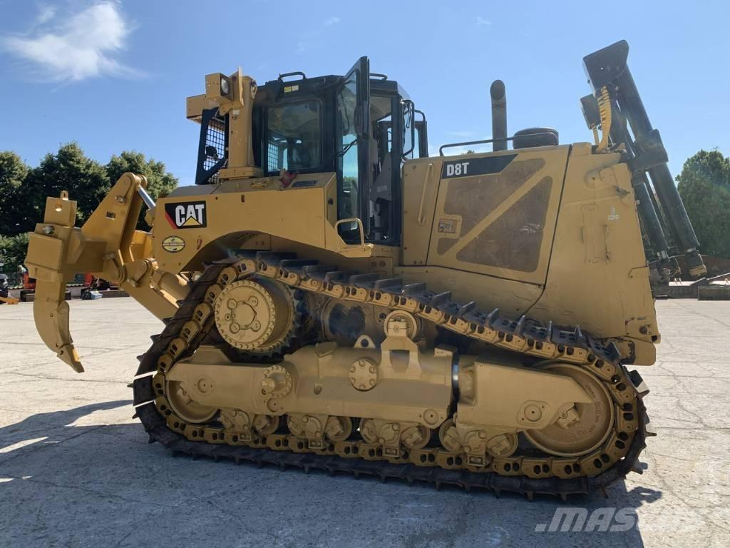 CAT D 8 T Buldožeri gusjeničari