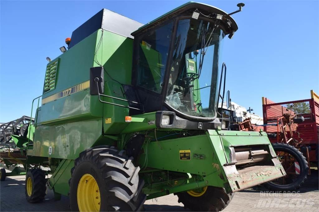 John Deere 1177 Kombajni