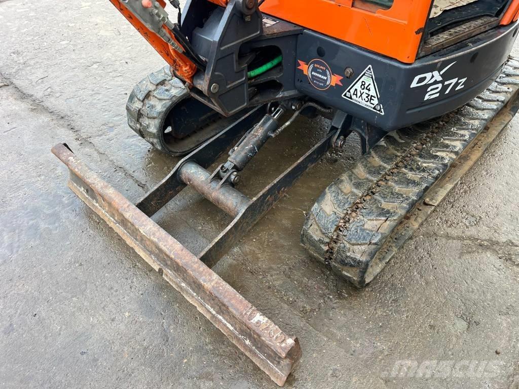 Doosan DX 27 Z Mini bageri <7t