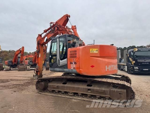 Hitachi ZX 225 US LC Bageri gusjeničari