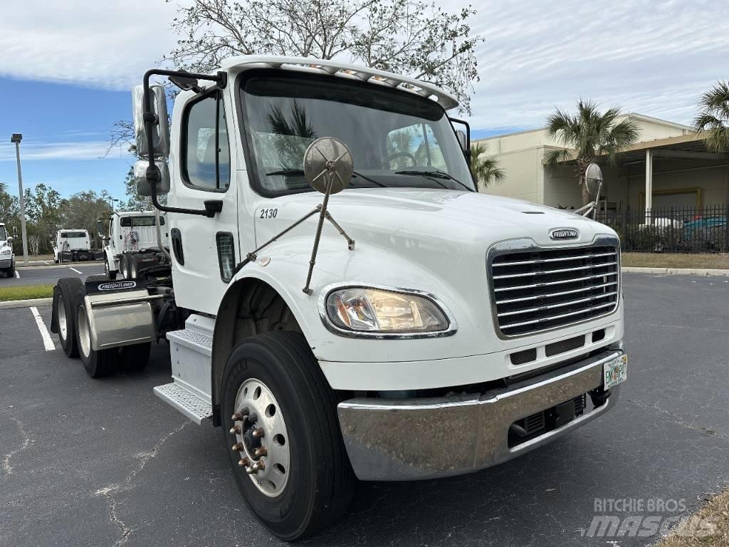 Freightliner M2 Traktorske jedinice