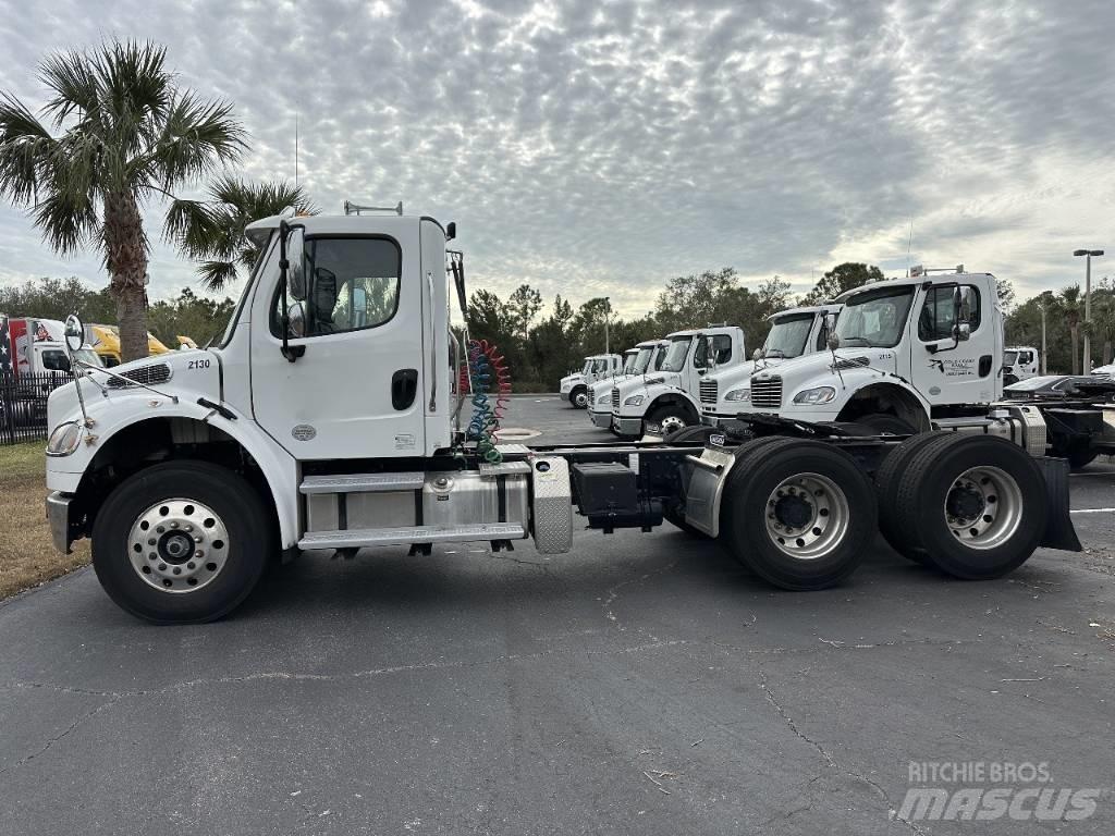 Freightliner M2 Traktorske jedinice