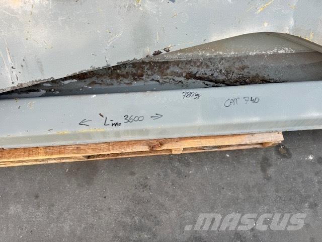 CAT 740 TAILGATE Zglobni demperi