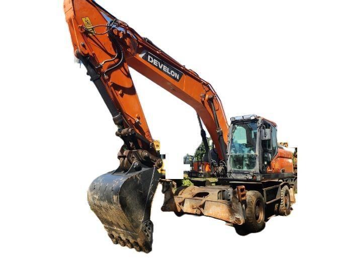 Doosan DX 210 W Bageri na kotačima