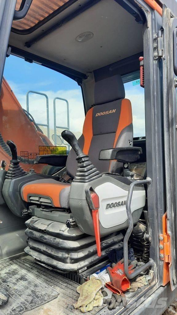Doosan DX 255 LC-5 Bageri gusjeničari