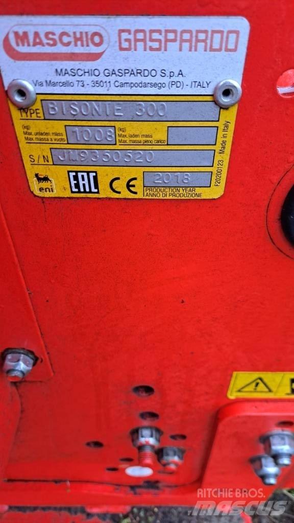 Maschio Bisonte 300 Kosilice za pašnjak