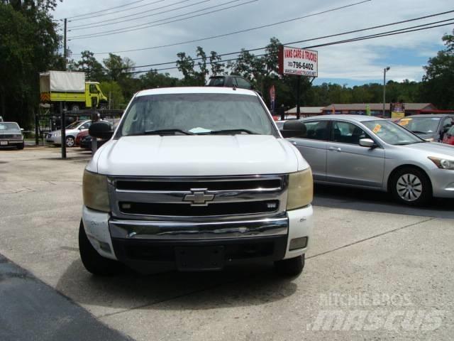 Chevrolet 1500 W/T Kamioni sa otvorenim sandukom