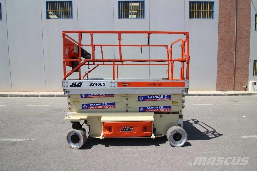 JLG 3246 ES Škaraste platforme
