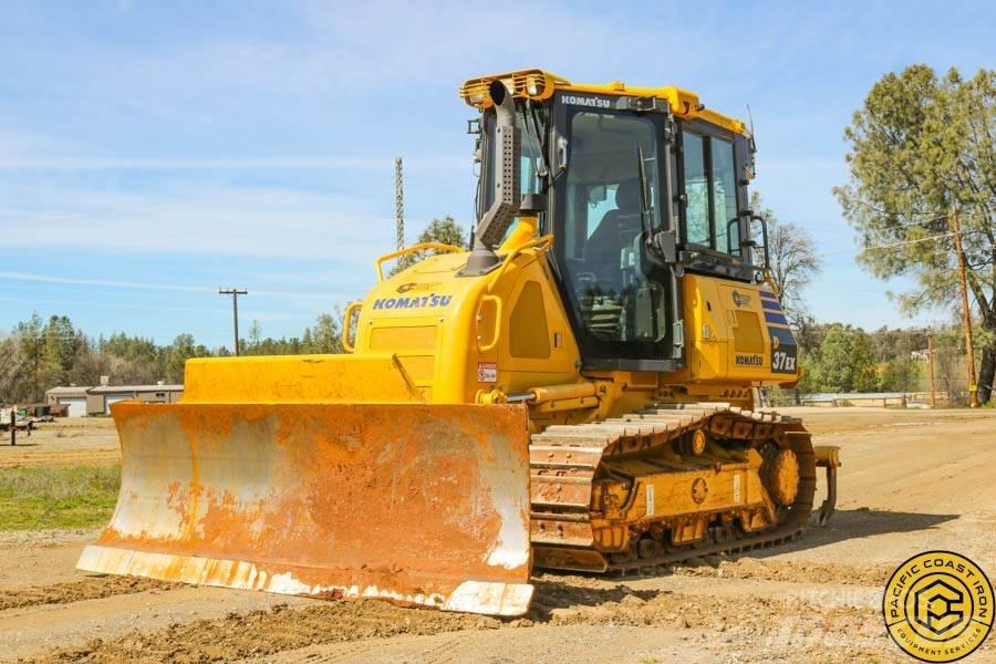 Komatsu D 37 EX Buldožeri gusjeničari