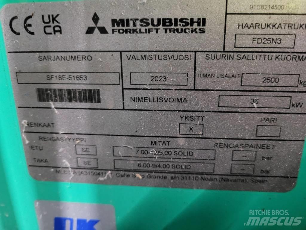 Mitsubishi FD25N3 Dizelski viličari