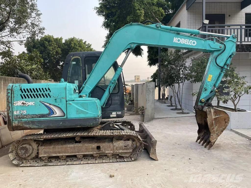 Kobelco SK 75 Bageri gusjeničari