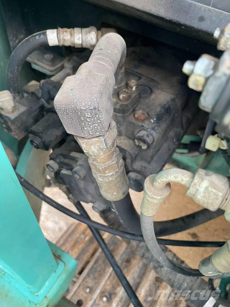 Kobelco SK 75 Bageri gusjeničari