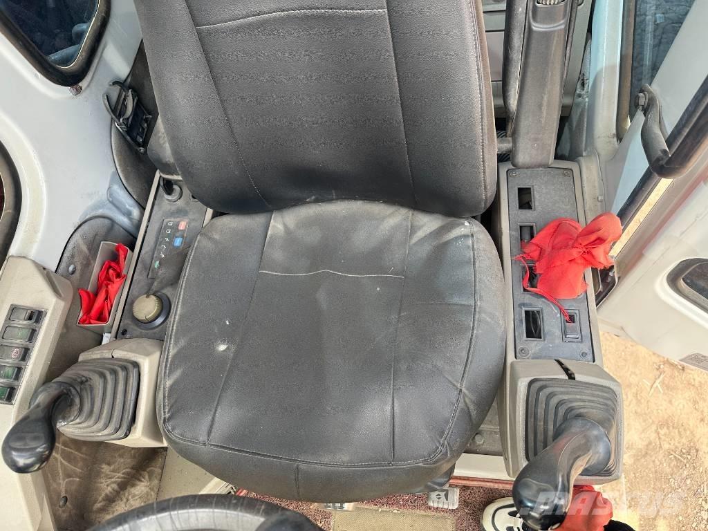 Doosan DH 150 W-7 Bageri na kotačima