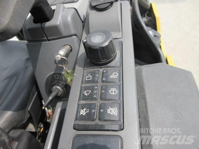 CAT 302 CR Mini bageri <7t