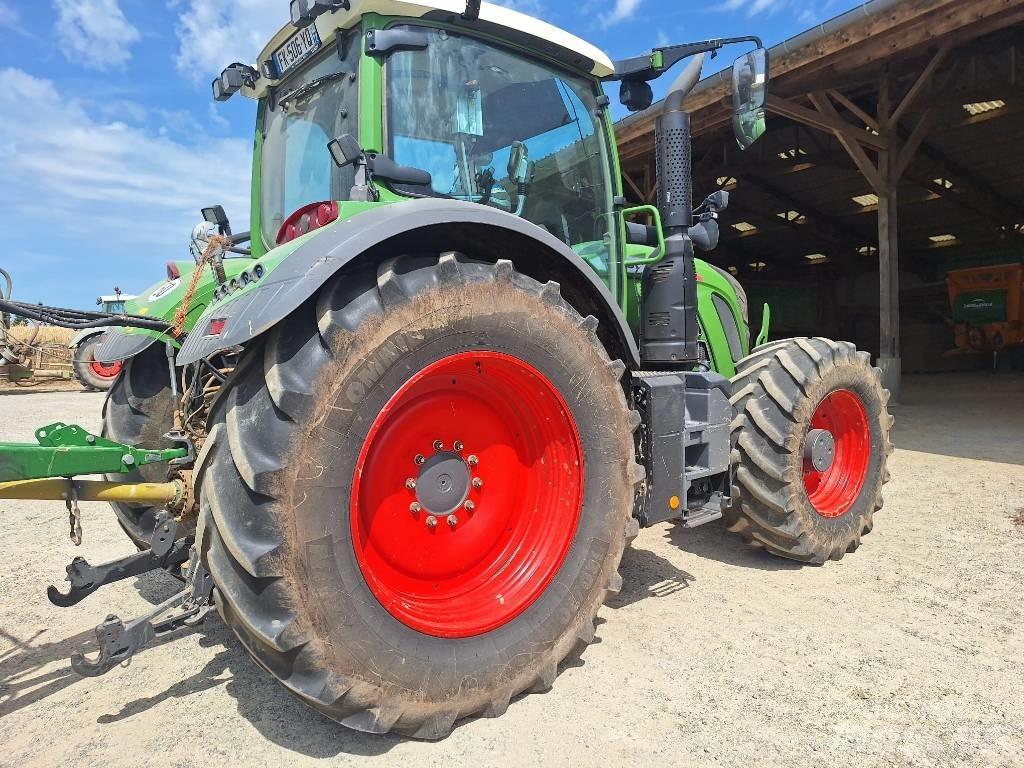 Fendt 718 Traktori