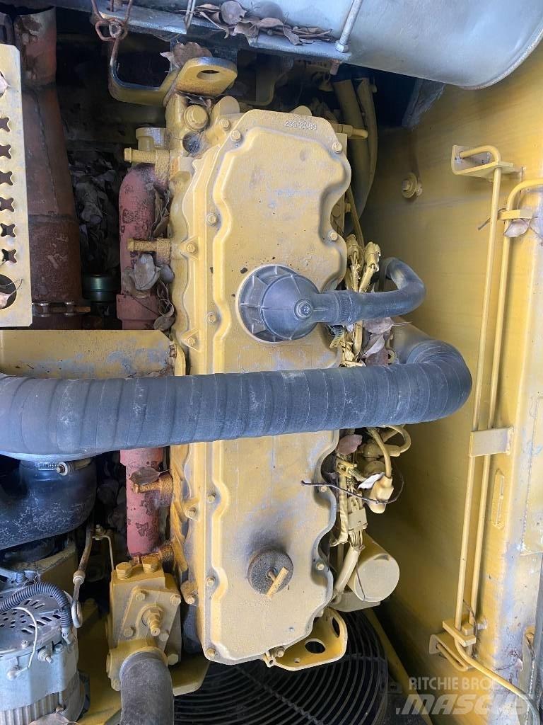 CAT 325 CL Bageri gusjeničari