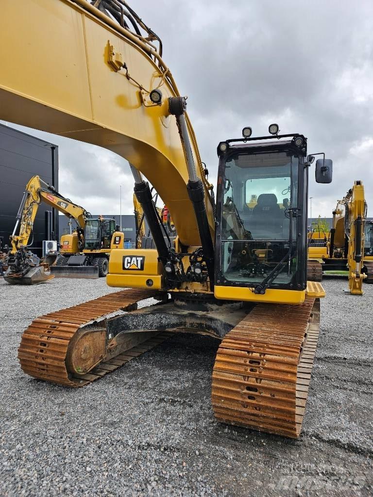 CAT 320 Bageri gusjeničari