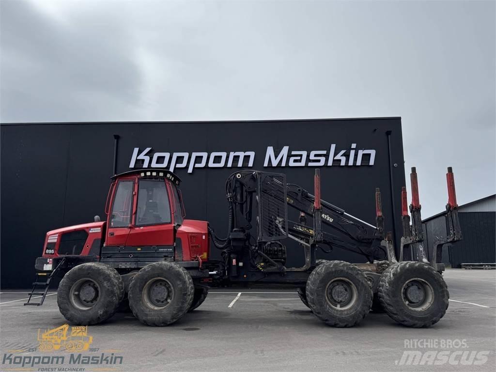 Komatsu 895 Forvarderi