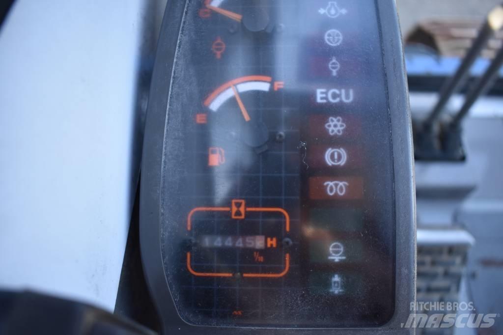 Hitachi SCX700 Kranovi sa gusjenicama