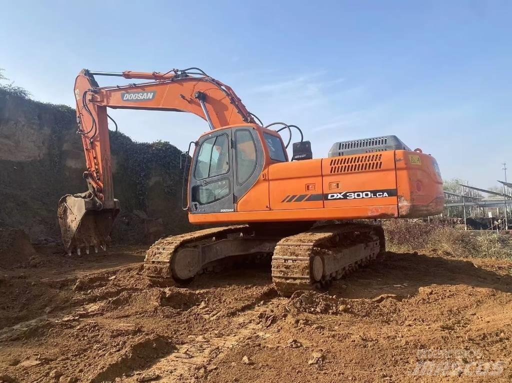 Doosan DX 300 LC Bageri gusjeničari