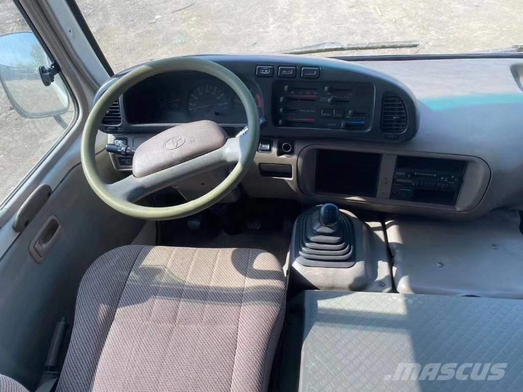 Toyota Coaster Bus Mini autobusi