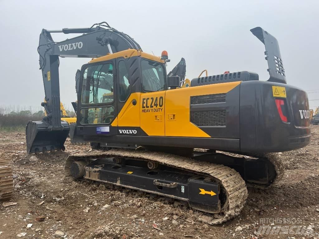 Volvo EC240BLC Bageri gusjeničari
