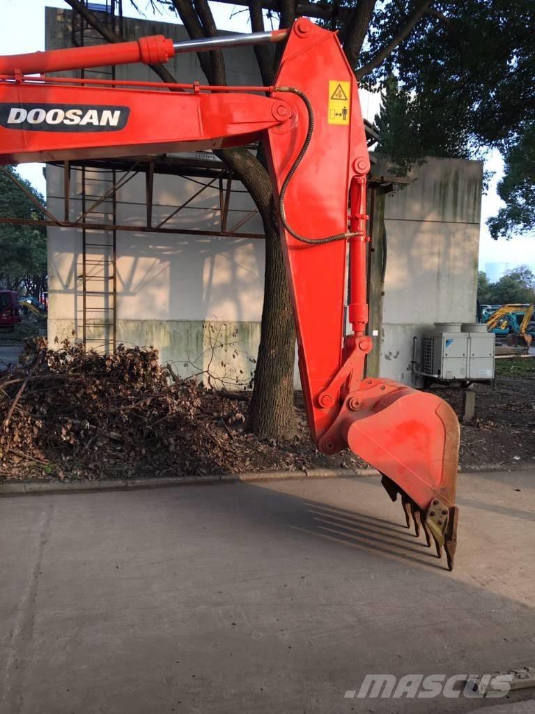 Doosan dh150w-7 Bageri na kotačima