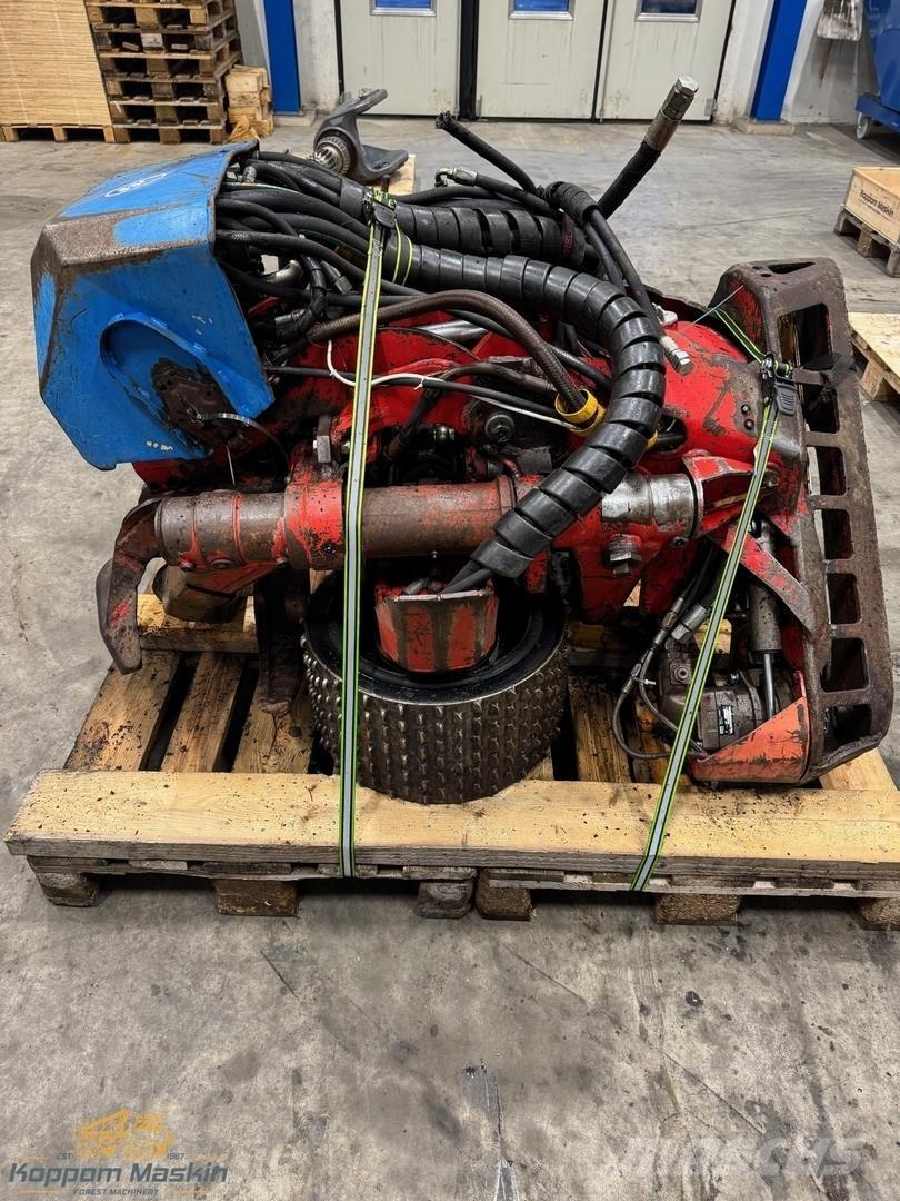 Valmet 960 Glave za kombajne