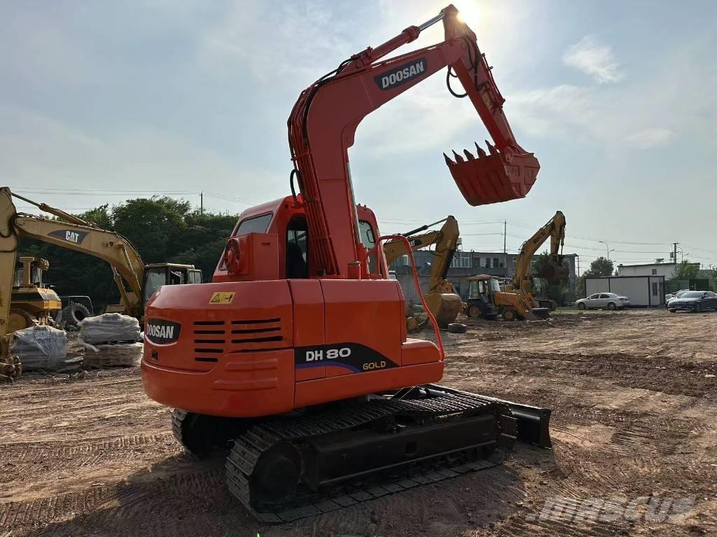 Doosan DH 80 Bageri gusjeničari