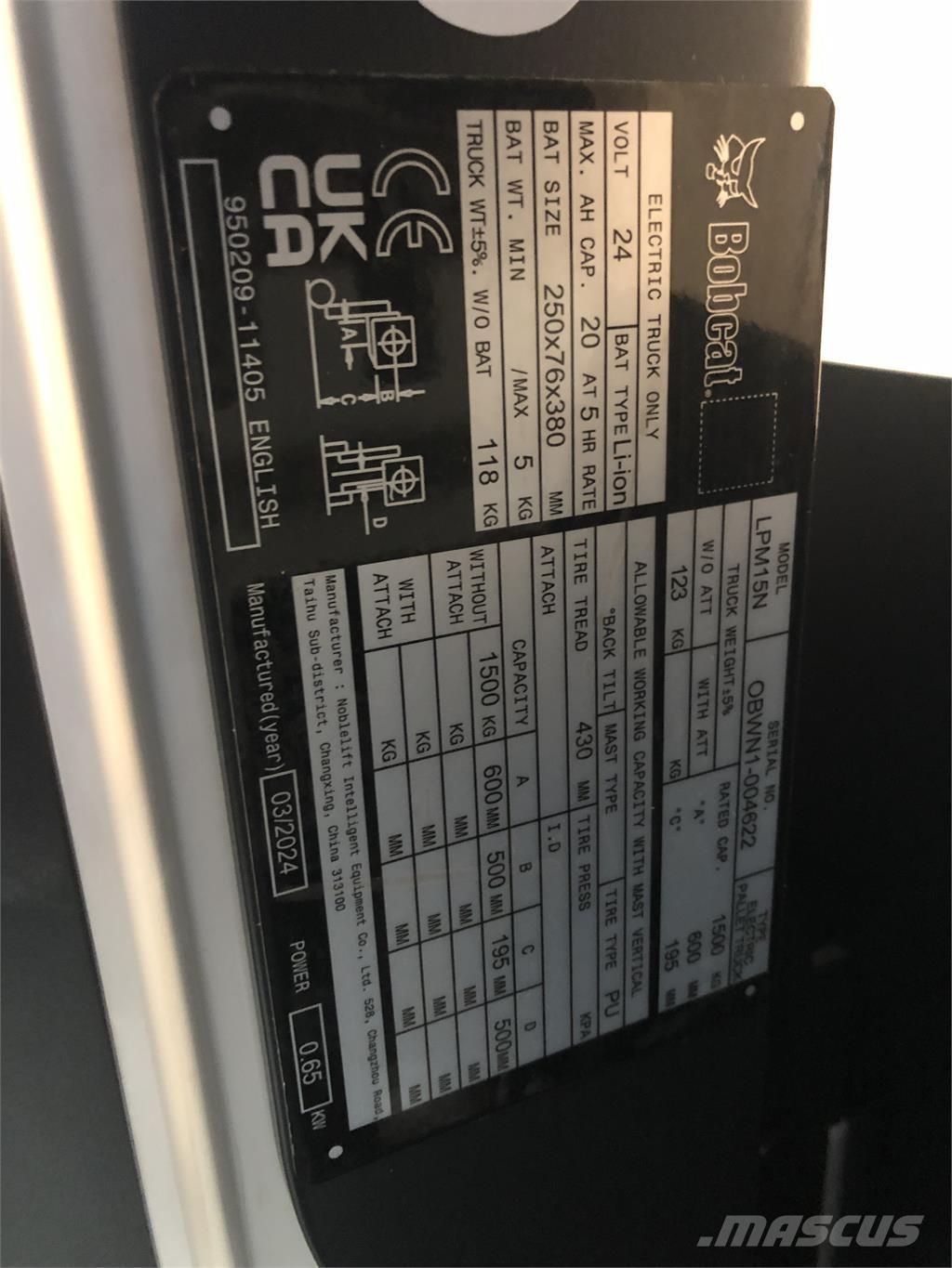 Bobcat LPM15N Ručni električni viličar