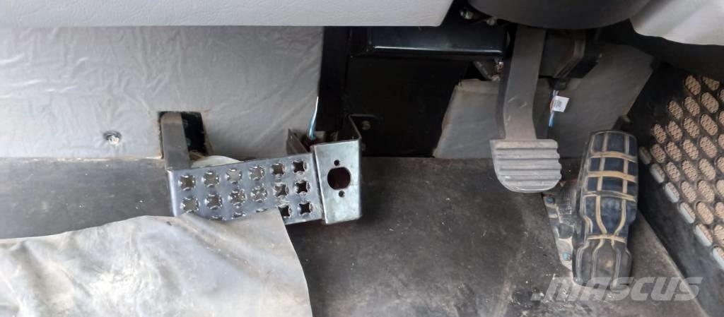 CAT 730 C 2 Zglobni demperi