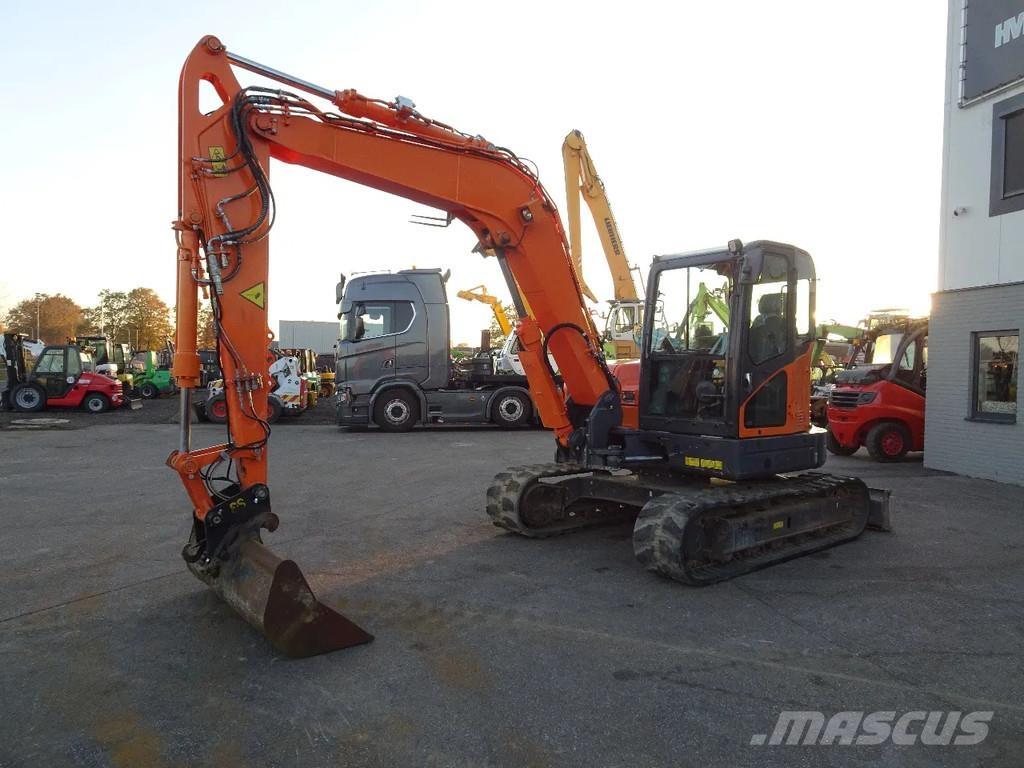 Doosan DX85R-3 Bageri gusjeničari