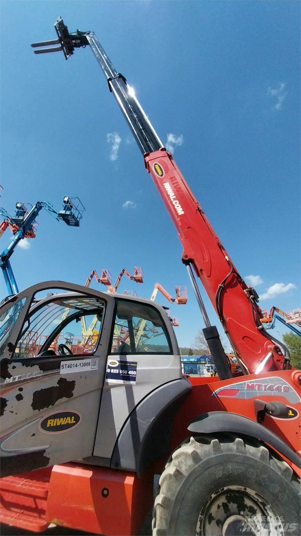 Manitou MT1440 Teleskopski viličari