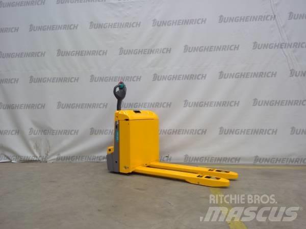 Jungheinrich EJE 114 Nisko podizni električni viličar