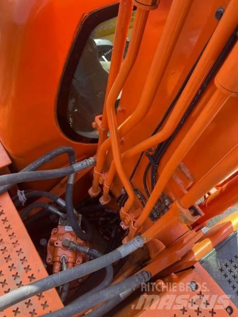 Doosan DX225LC-9C Bageri gusjeničari