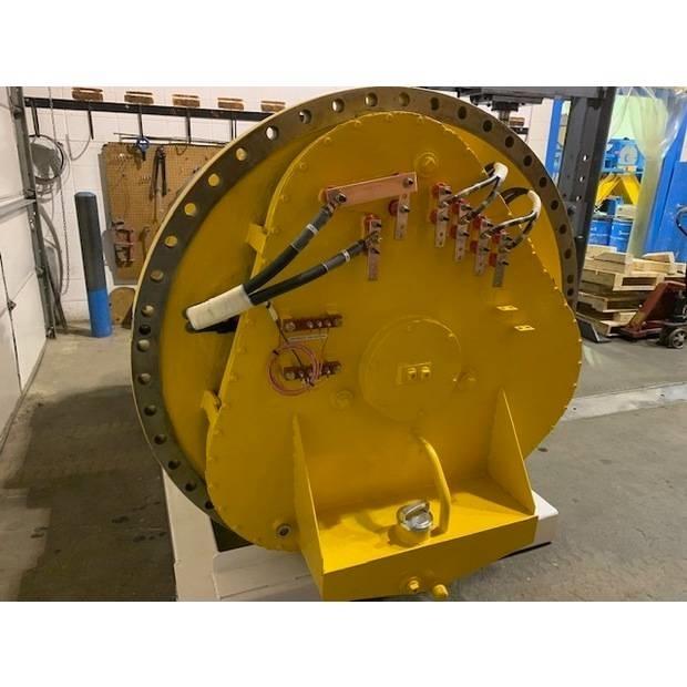 Komatsu 730 E Zglobni demperi