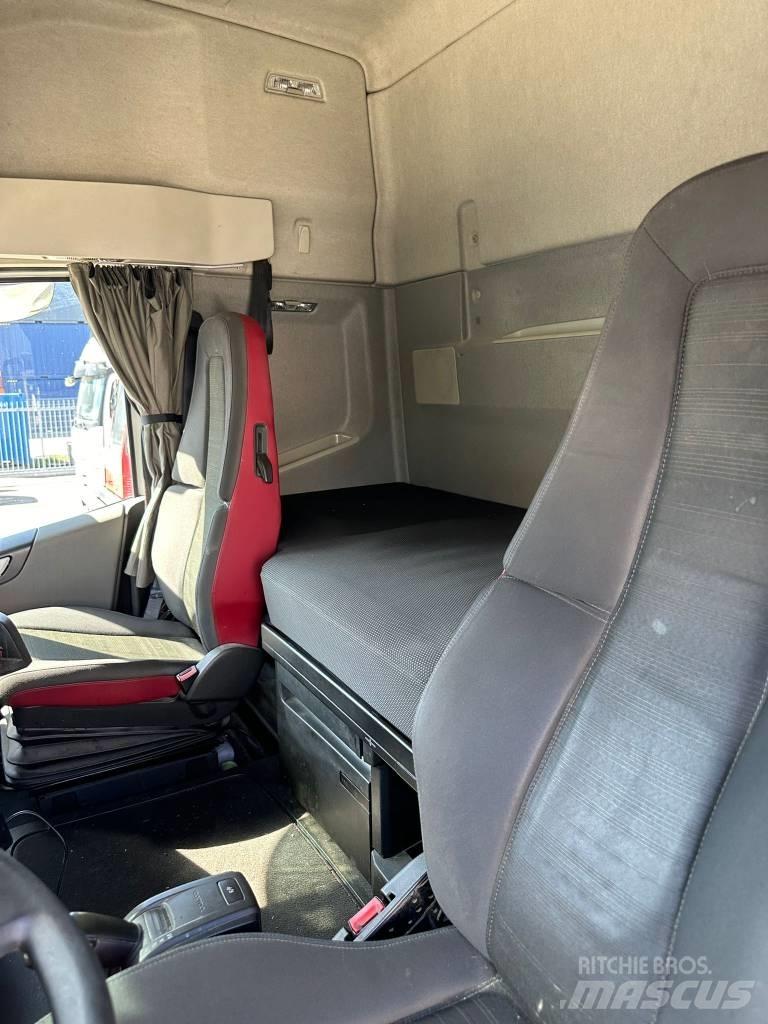 Volvo FH Demontažnii kamioni za podizanje kabela
