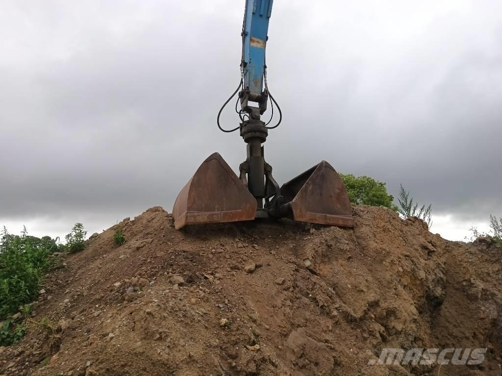 Fuchs MHL 360 Bageri za manipuliranje materijalom / otpadom