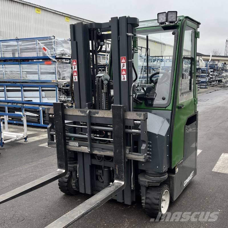 Combilift CBE 2500 Viličari sa 4-stranskim dohvatom