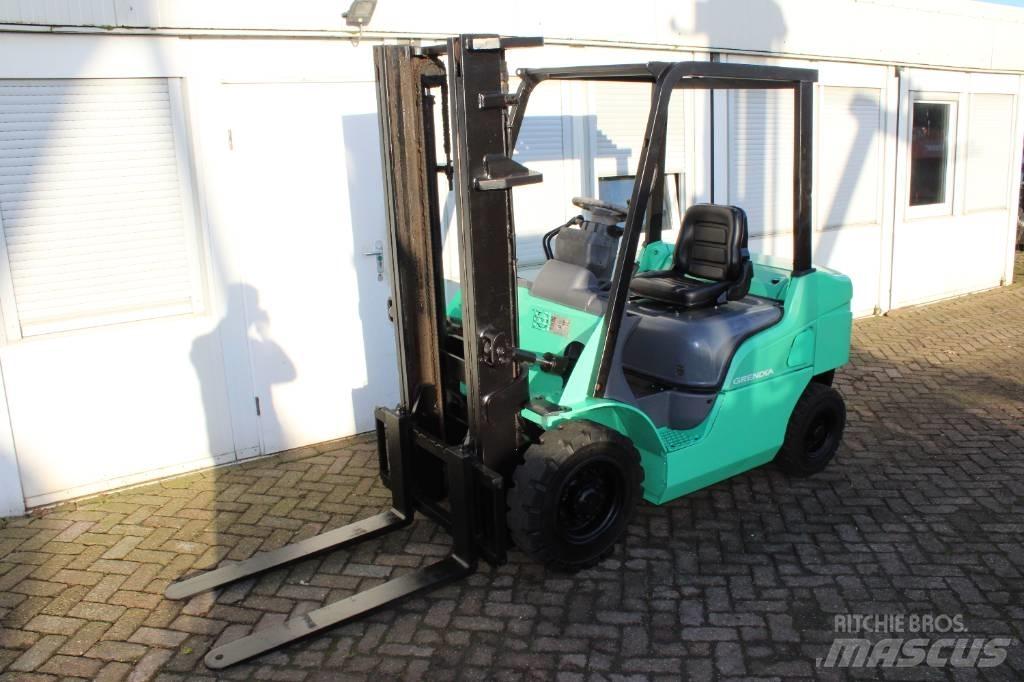 Mitsubishi FD25N Dizelski viličari