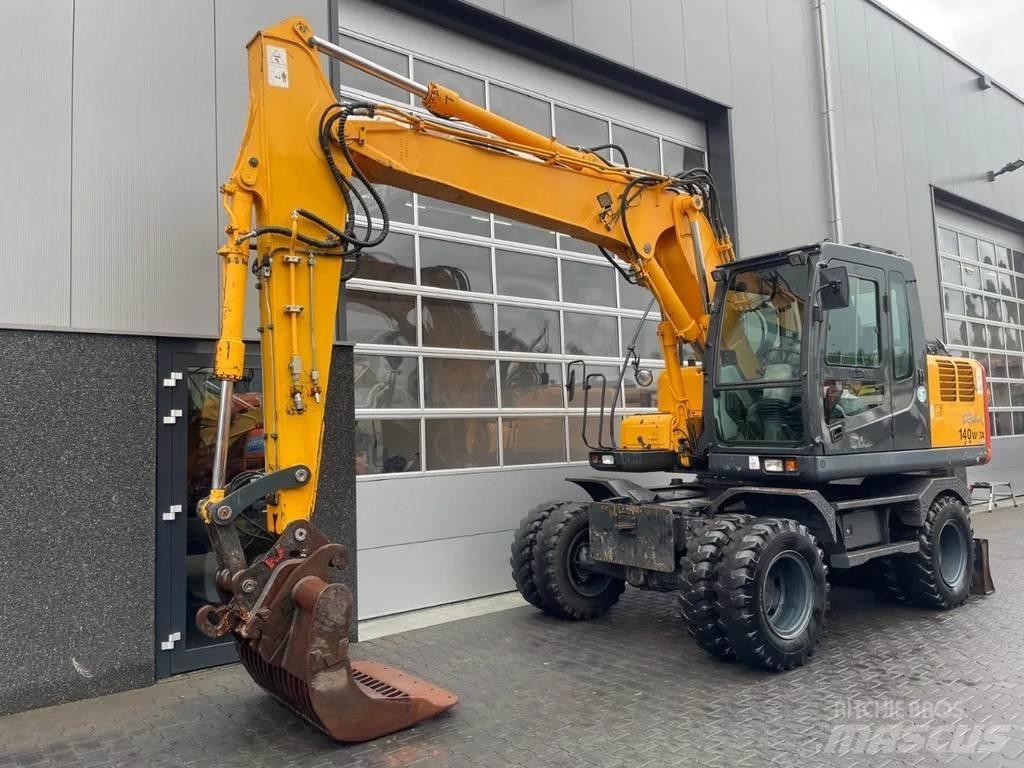 Hyundai R140W-7A Bageri na kotačima