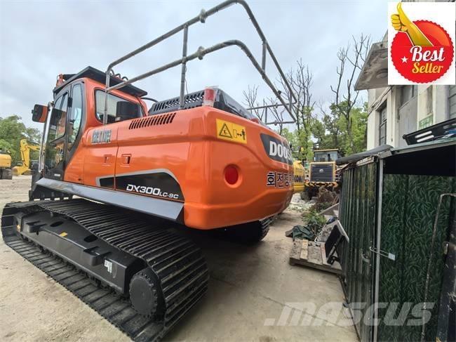 Doosan DX 300 LC Bageri gusjeničari