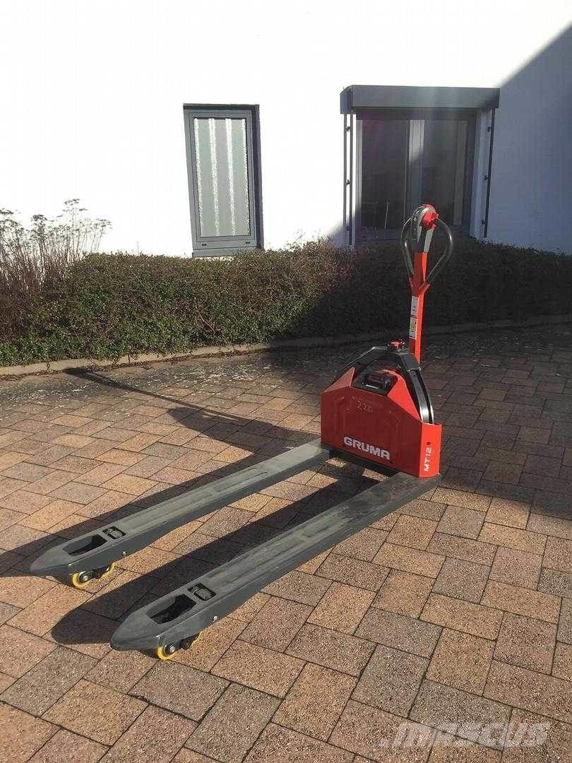 Linde MT12 Ručni električni viličar