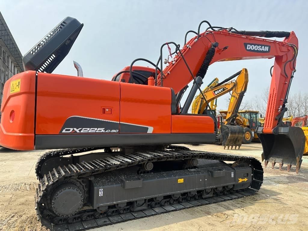Doosan DX 225LC-9C Bageri gusjeničari